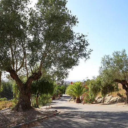 Alojamento de Turismo Rural Quinta Do Medronhal Cadaval