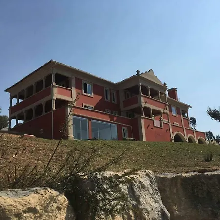 Alojamento de Turismo Rural Quinta Do Medronhal Cadaval